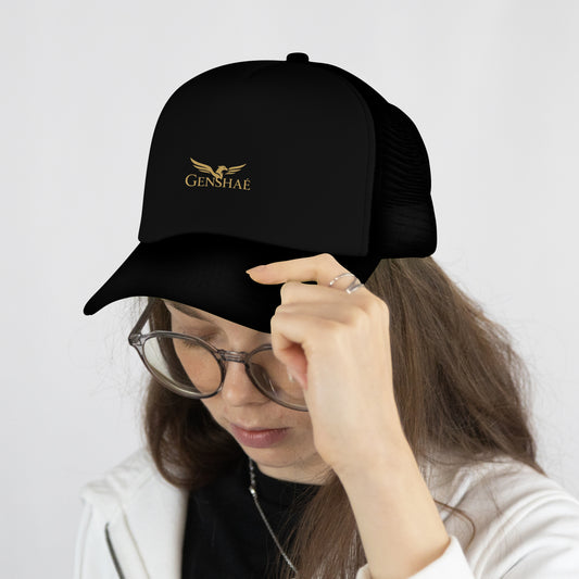 Genshae Black Cap – Unisex Classic Baseball Cap | Embroidered Logo | Streetwear Fit